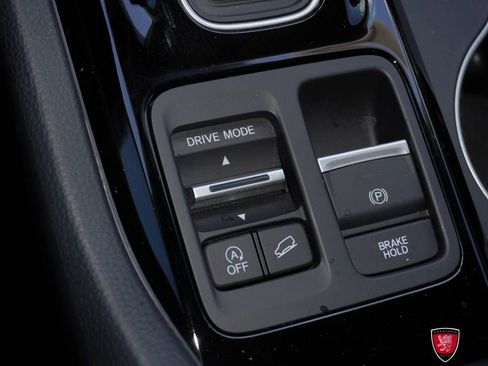 Used 2025 Honda Pilot Touring image 39