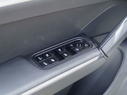 Certified 2026 Porsche Cayenne Coupe AWD/4WD image 16