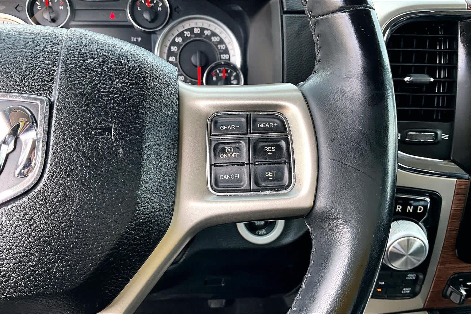 Used 2018 RAM 1500 Laramie w/ Convenience Group AWD/4WD image 25
