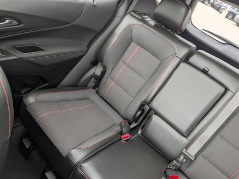 Used 2023 Chevrolet Equinox RS AWD/4WD image 12