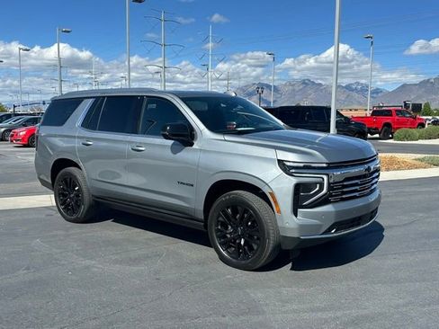 Certified 2025 Chevrolet Tahoe Premier AWD/4WD image 28