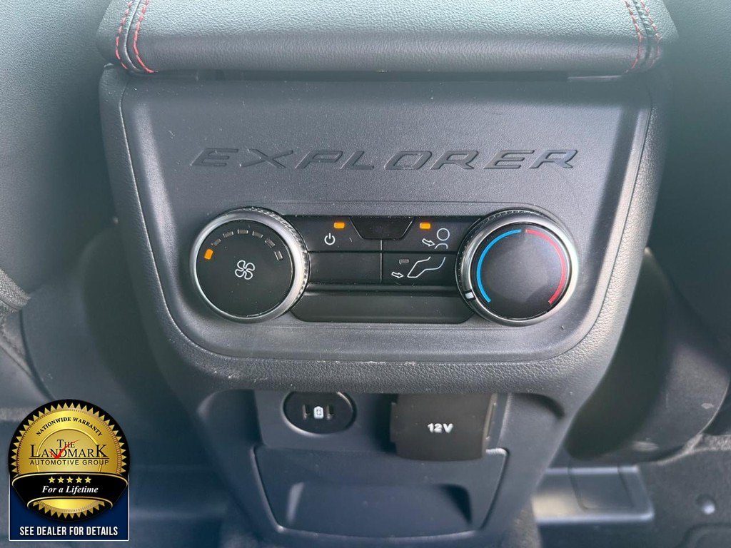 Used 2025 Ford Explorer ST-Line AWD/4WD image 17