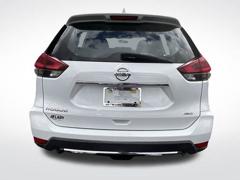 Certified 2020 Nissan Rogue S image 27