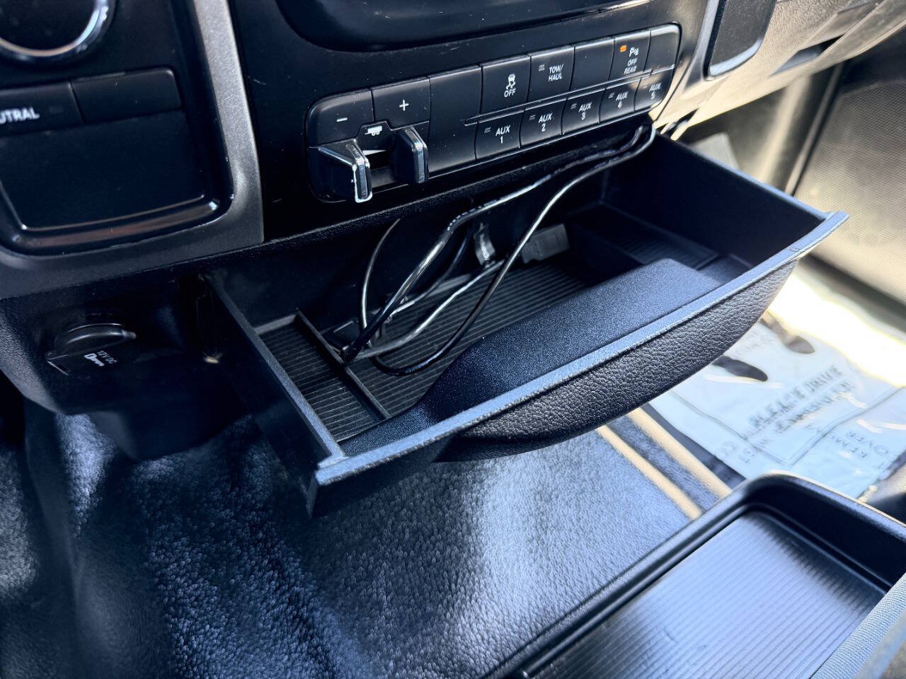 Used 2016 RAM 3500 Tradesman w/ Chrome Appearance Group AWD/4WD image 41