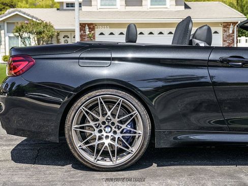 Used 2020 BMW M4 Convertible w/ Competition Package RWD image 10