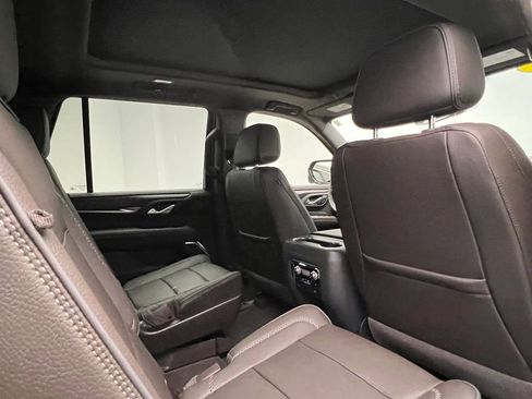 Used 2023 GMC Yukon Denali w/ Max Trailering Package AWD/4WD image 9