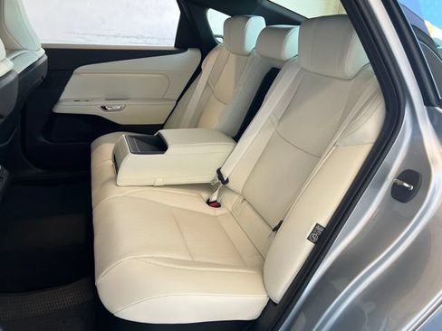 New 2026 Lexus ES 350e FWD image 43