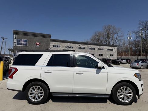 Used 2021 Ford Expedition XLT image 8