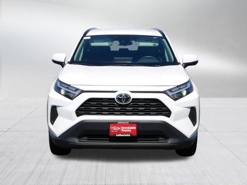Certified 2025 Toyota RAV4 XLE AWD/4WD image 2