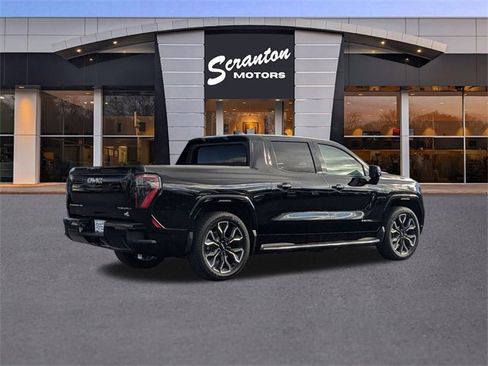 New 2025 GMC Sierra EV Denali image 5