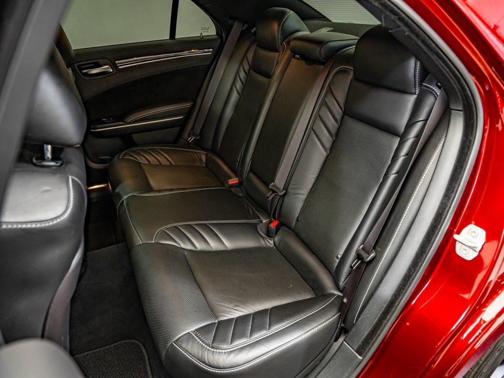 Used 2023 Chrysler 300 C RWD image 42