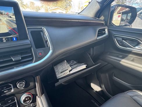 Used 2022 Chevrolet Suburban High Country image 32