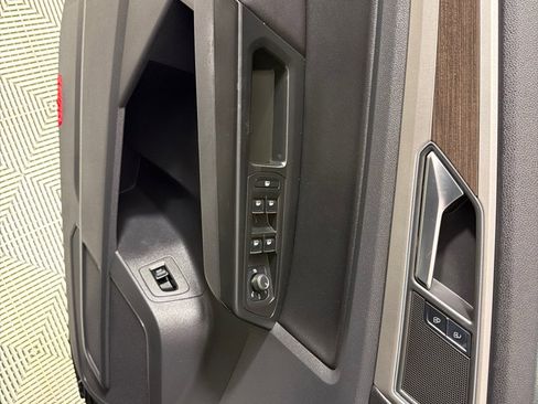 Used 2019 Volkswagen Atlas SE image 11