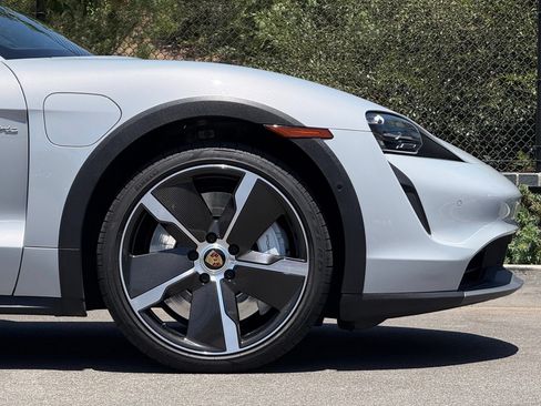 Certified 2023 Porsche Taycan Turbo AWD/4WD image 12