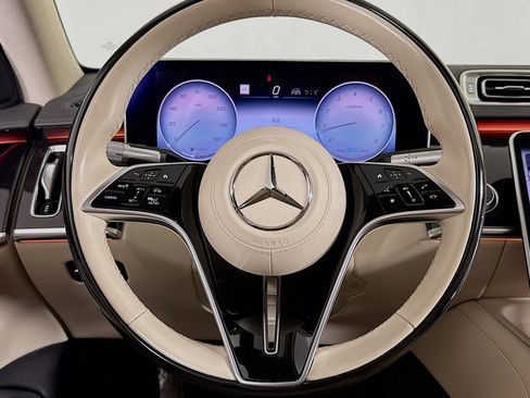 Used 2022 Mercedes-Benz S 500 4MATIC image 19