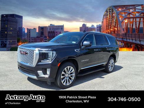 Used 2024 GMC Yukon Denali w/ LPO, Floor Liner Package AWD/4WD image 7
