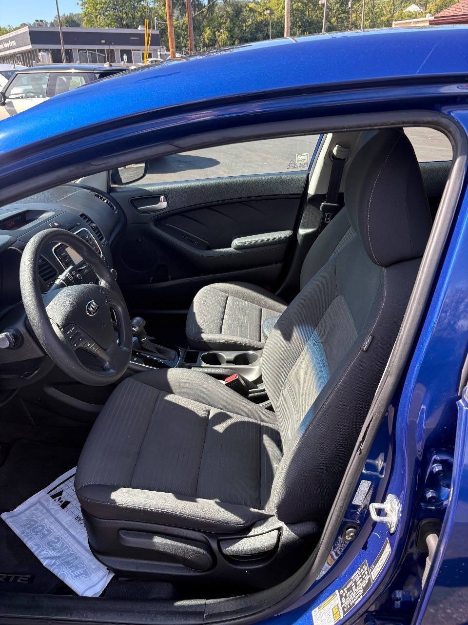 Used 2017 Kia Forte LX w/ LX Popular Package FWD image 17