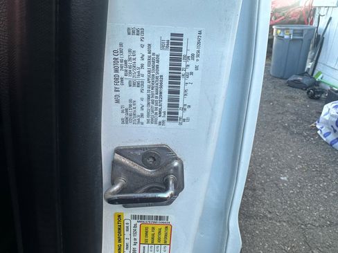 Used 2021 Ford Transit Connect XL image 24