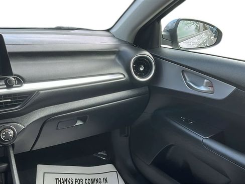 Used 2023 Kia Forte LXS image 22