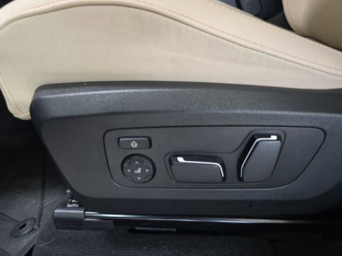 Used 2025 BMW X3 xDrive30i w/ Convenience Package image 28