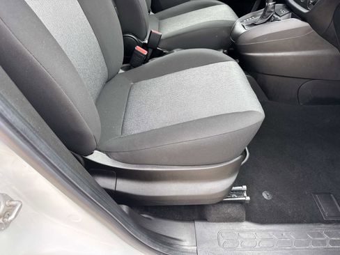 Used 2022 RAM ProMaster City Tradesman FWD image 11