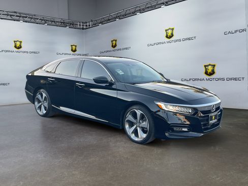 Used 2020 Honda Accord Touring image 7