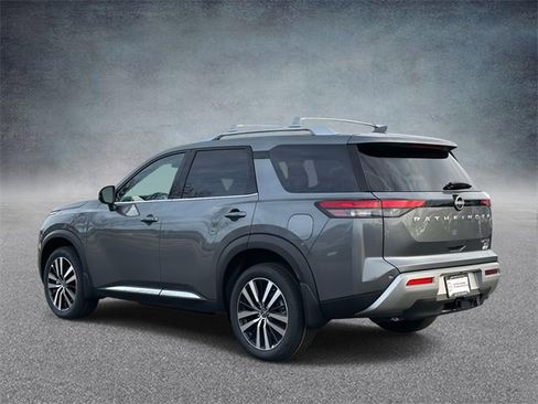 New 2025 Nissan Pathfinder Platinum w/ Cargo Package image 4