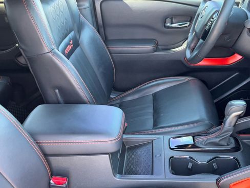 Used 2023 Nissan Frontier Pro-X w/ Pro-X Premium Package image 10