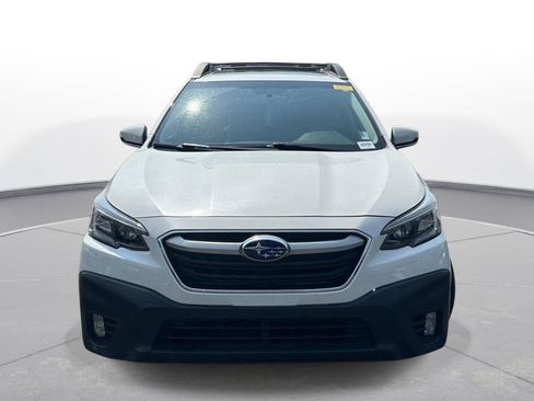 Used 2022 Subaru Outback Premium w/ Popular Package #1 AWD/4WD image 3