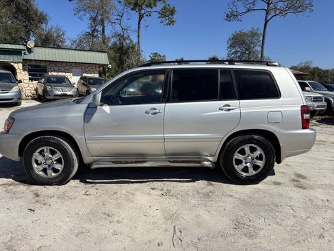 Used 2004 Toyota Highlander 2WD V6 image 4