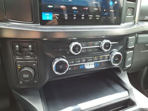 Certified 2025 Ford F250 Lariat w/ Chrome Package AWD/4WD image 26