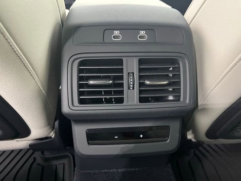 Used 2025 Audi Q5 Premium AWD/4WD image 23