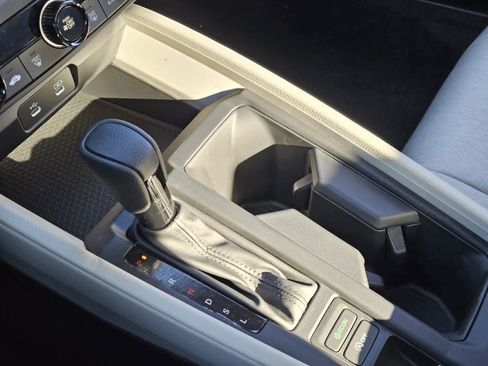 Used 2025 Honda Accord LX image 16