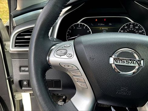 Used 2017 Nissan Murano Platinum w/ Platinum Technology Package image 11