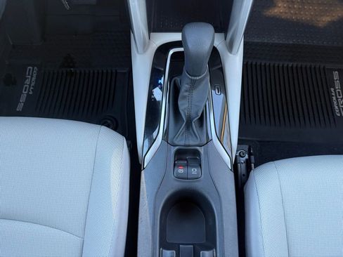 Certified 2025 Toyota Corolla Cross L image 27