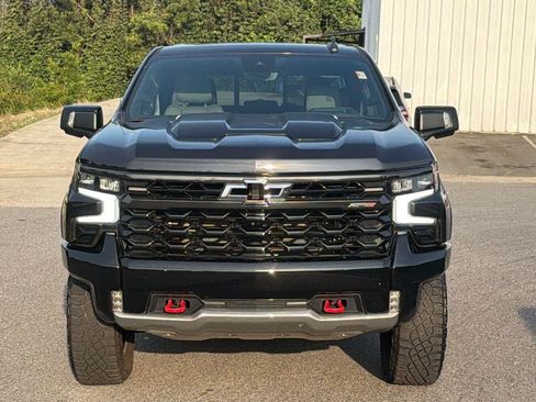 Used 2023 Chevrolet Silverado 1500 ZR2 w/ Technology Package AWD/4WD image 2