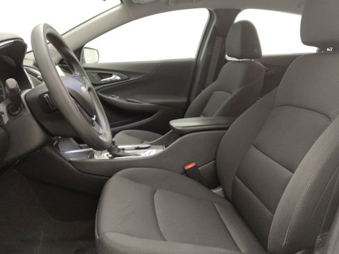 Used 2021 Chevrolet Malibu LT image 17