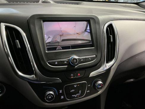 Used 2023 Chevrolet Equinox LS w/ LS Convenience Package image 27