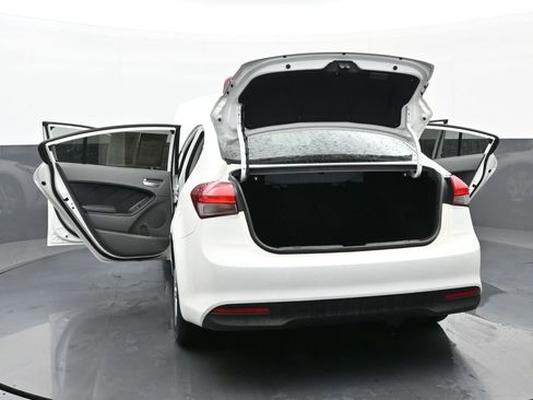 Used 2018 Kia Forte LX w/ LX Rear Camera Package image 49