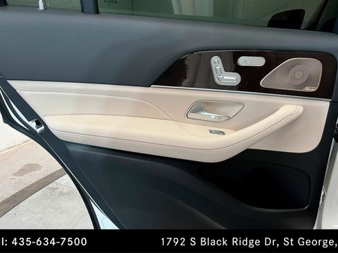 Certified 2025 Mercedes-Benz GLS 450 4MATIC image 18