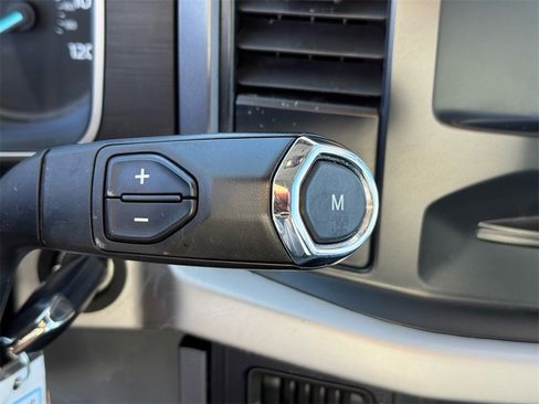 Used 2023 Ford F150 XLT image 32