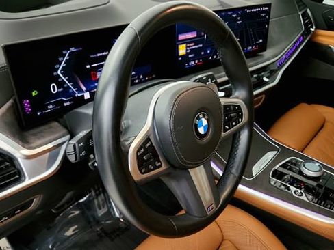 Used 2024 BMW X7 xDrive40i w/ Executive Package AWD/4WD image 52