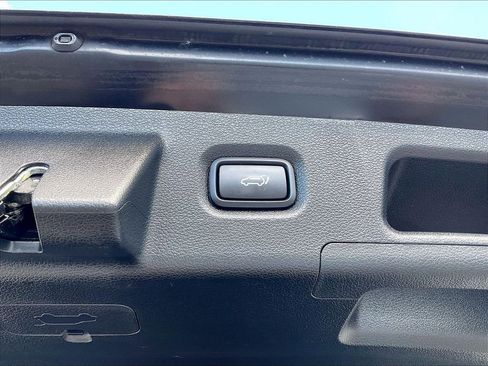 Used 2023 Hyundai Santa Fe SEL AWD/4WD image 35