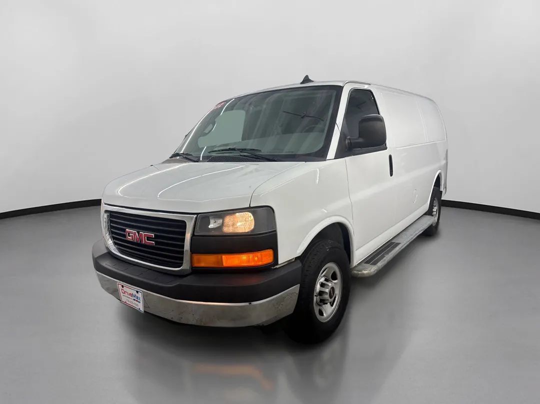 Used 2022 GMC Savana 2500 w/ Driver Convenience Package RWD image 4