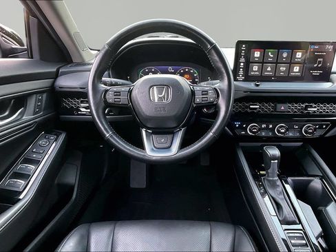 Used 2025 Honda Accord Touring image 8