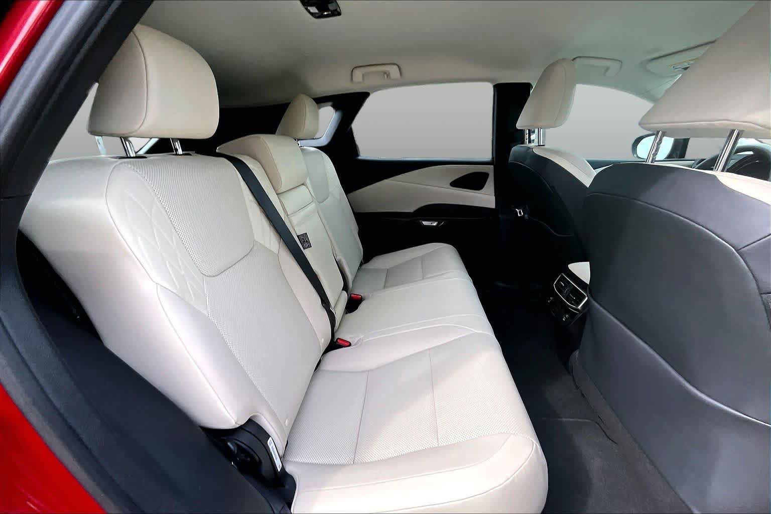 Used 2024 Lexus RX 350 FWD w/ Technology Package image 20