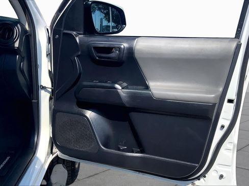 Used 2021 Toyota Tacoma SR w/ SR Convenience Package RWD image 23