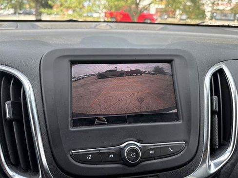 Used 2024 Chevrolet Equinox LT w/ LPO, Floor Liner Package FWD image 25