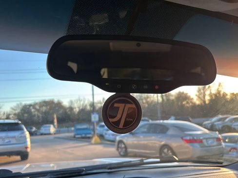 Used 2012 Chevrolet Tahoe LTZ image 4