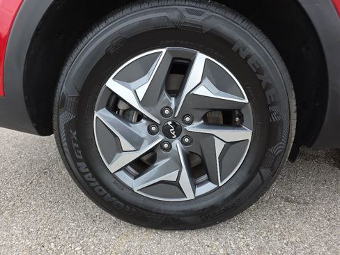 Used 2022 Kia Sorento EX FWD image 29